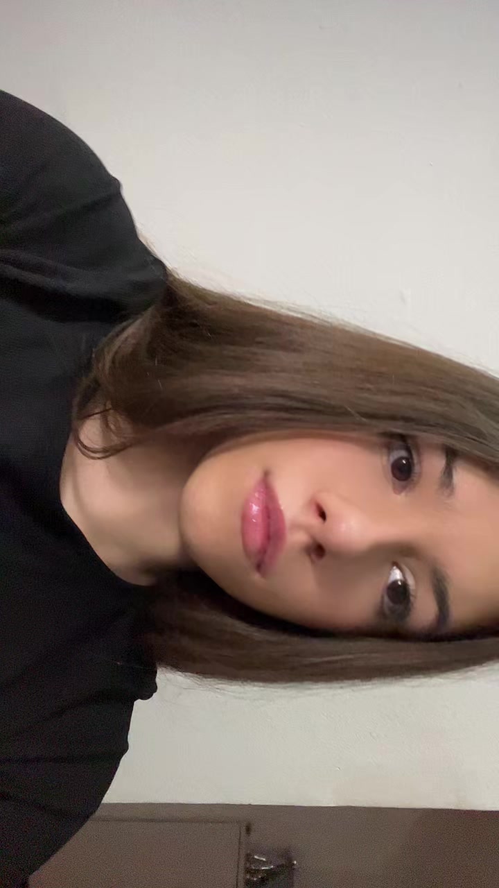 @elena