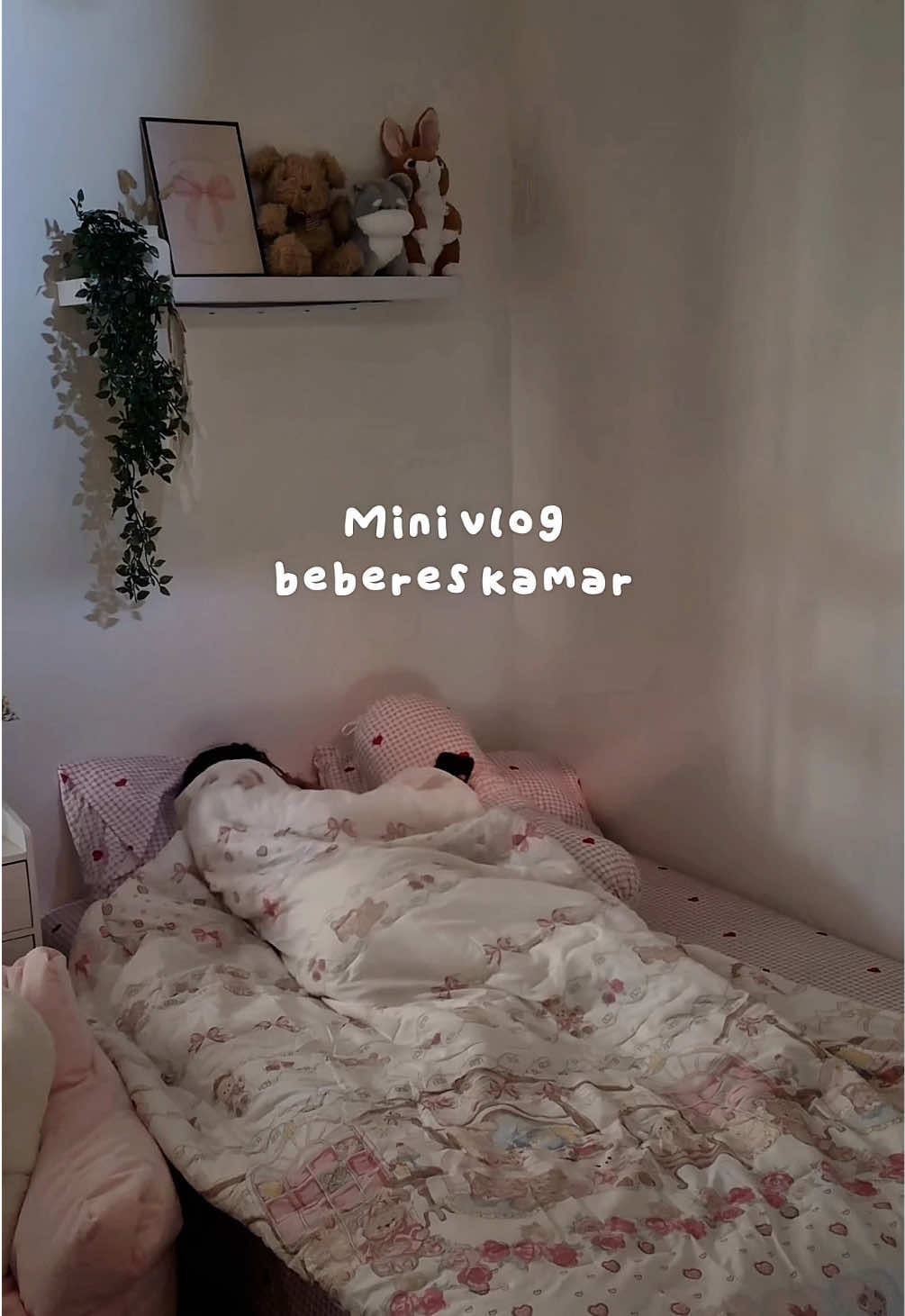 @almey.room𝜗ৎ