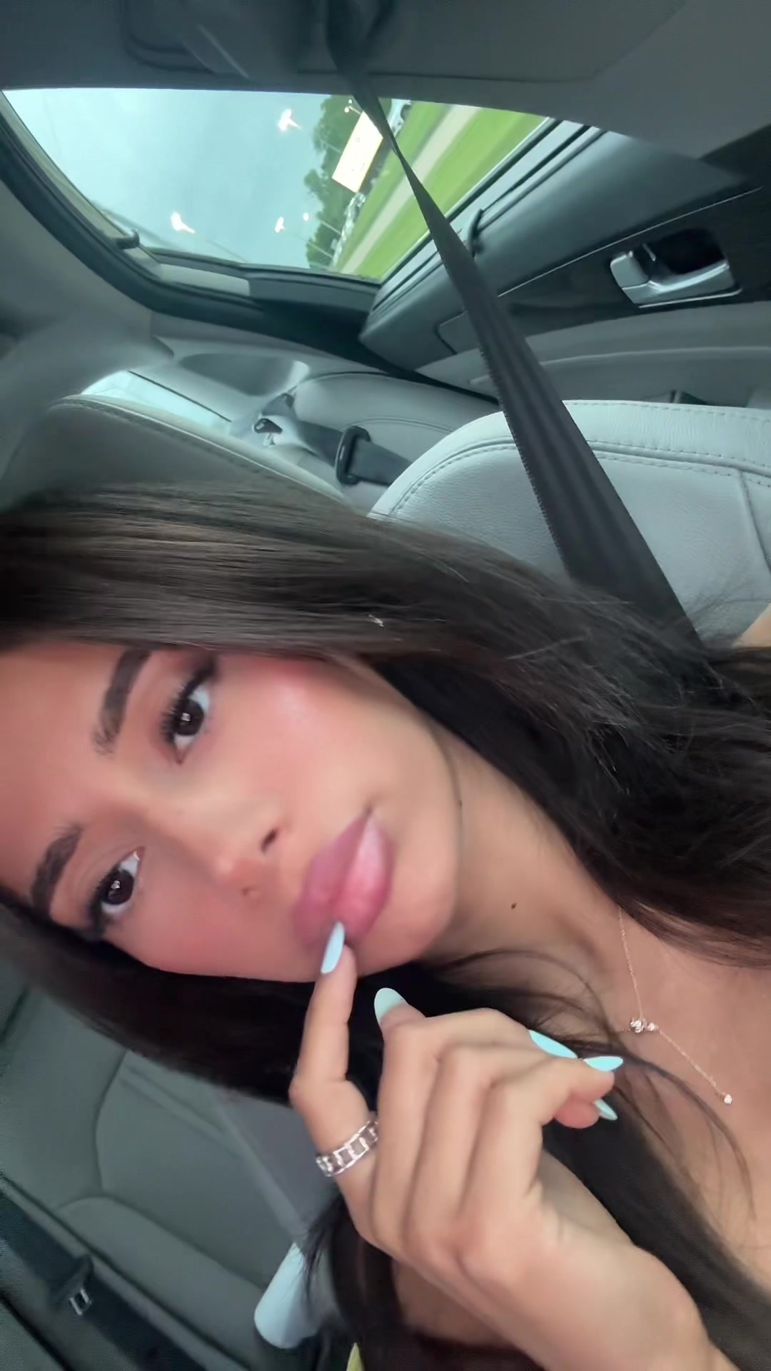 @M💋