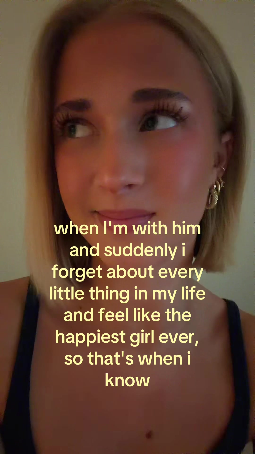 @theelliebarker