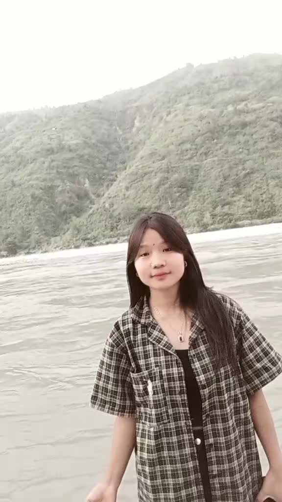 @MaNisHa 🦋💙