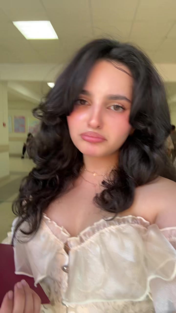 @annivvie