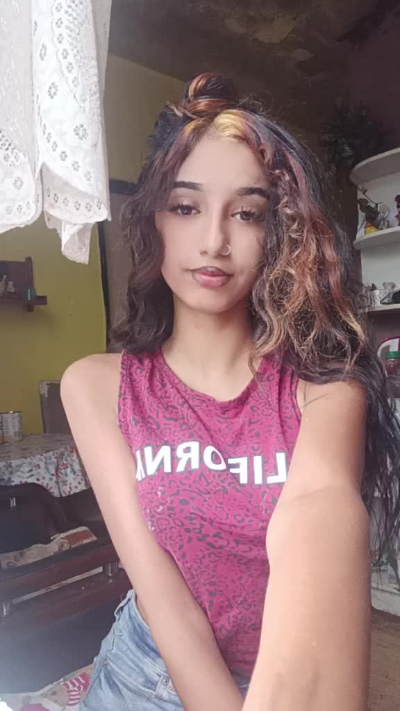 @vierkademeova4