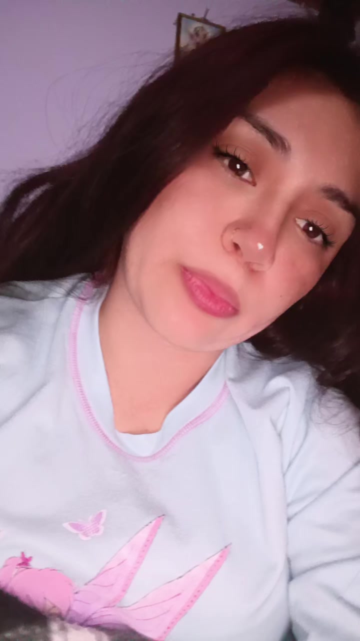 @🤩👩&zwj;👦Angie Rueda🥰👼🏻👣
