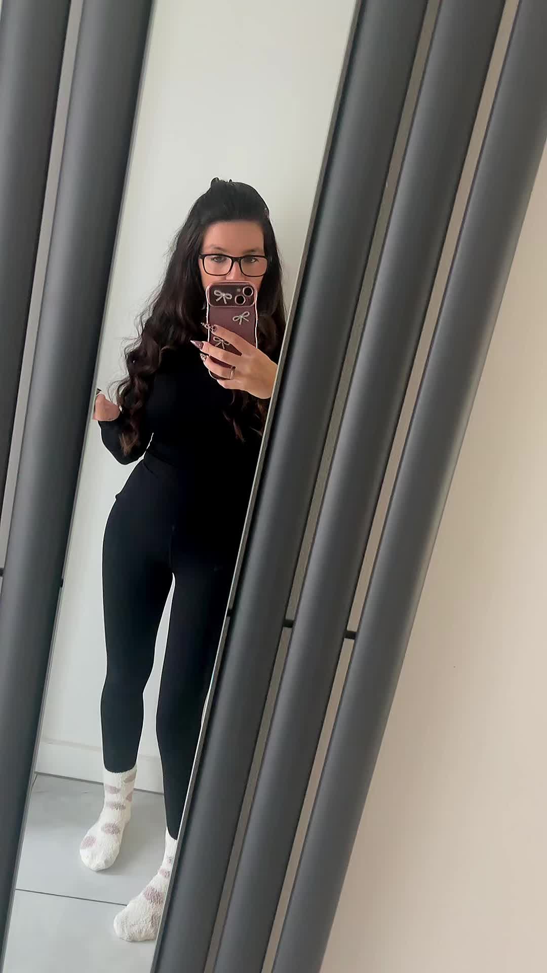 @laumumof4