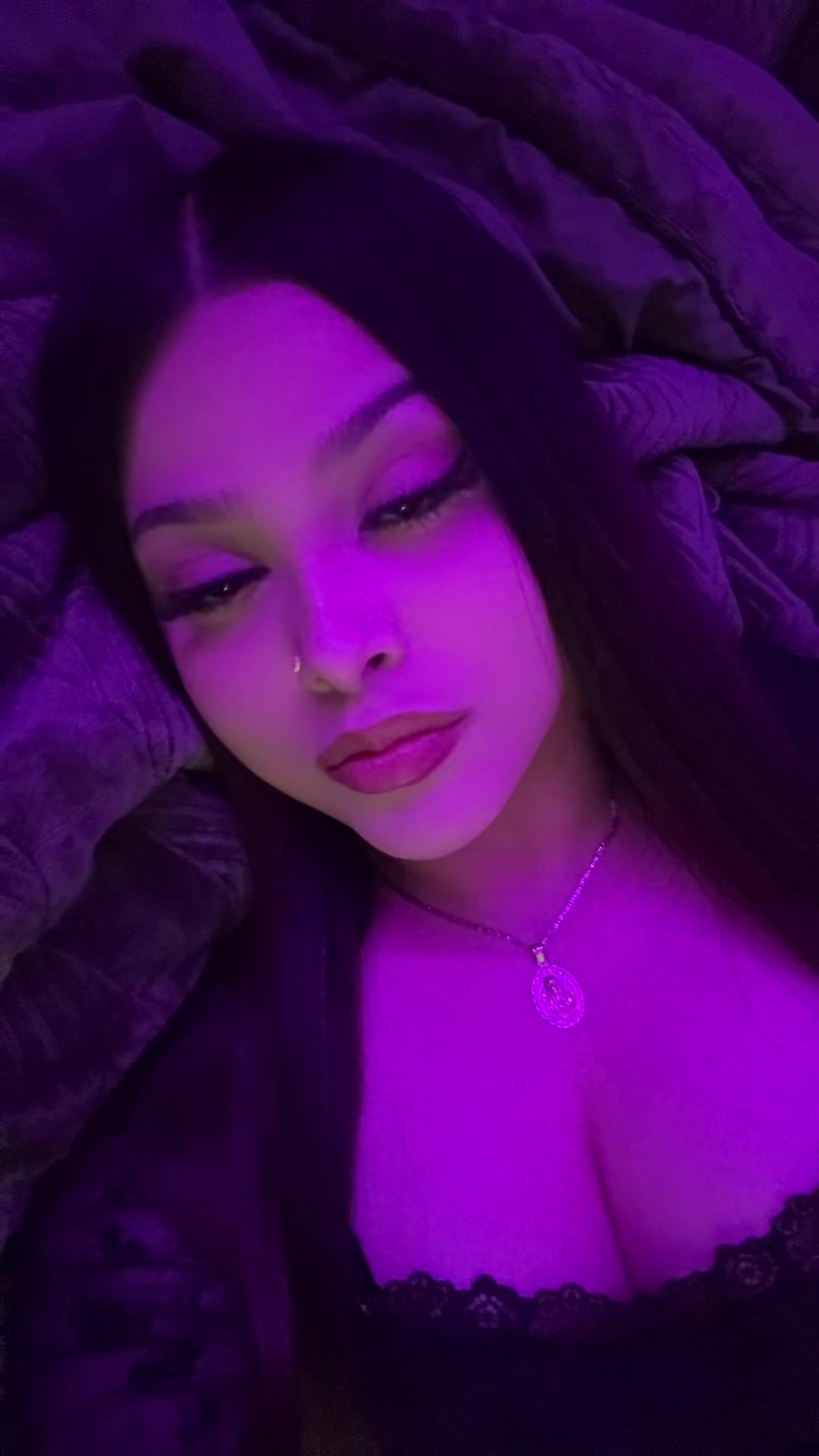 @ₙₓₛᵢᵢ₄₂₀🌸