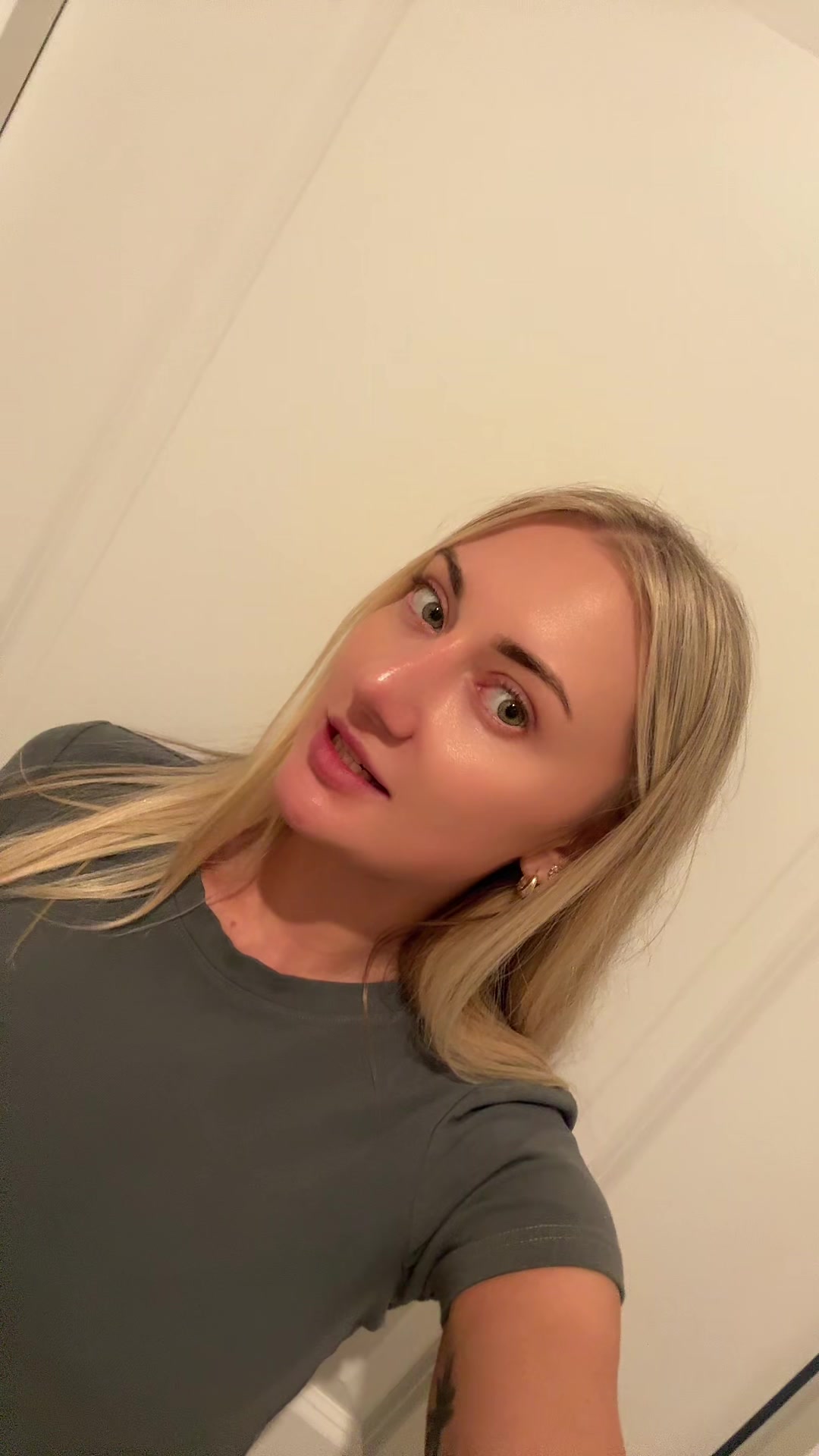@LyndZ