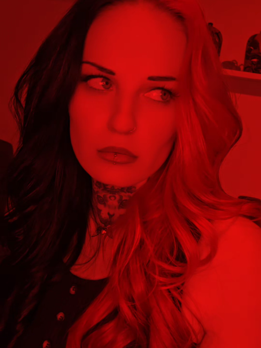 @🖤Sarah&hearts;️
