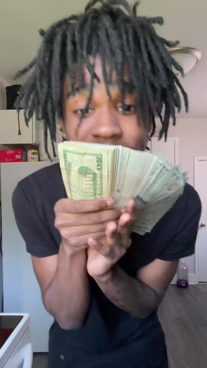 @anotherVisa🧑&zwj;🧑&zwj;🧒