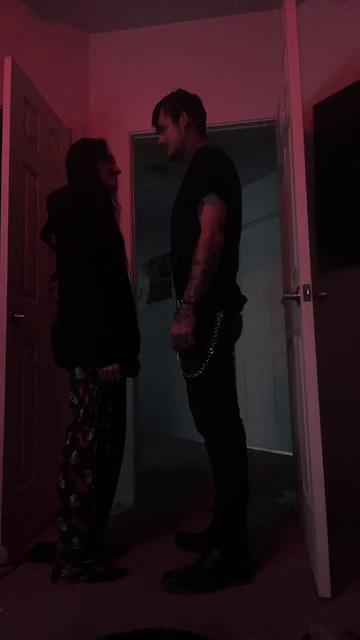 @𝕶𝖆𝖗𝖑𝖞🥀✨🖤