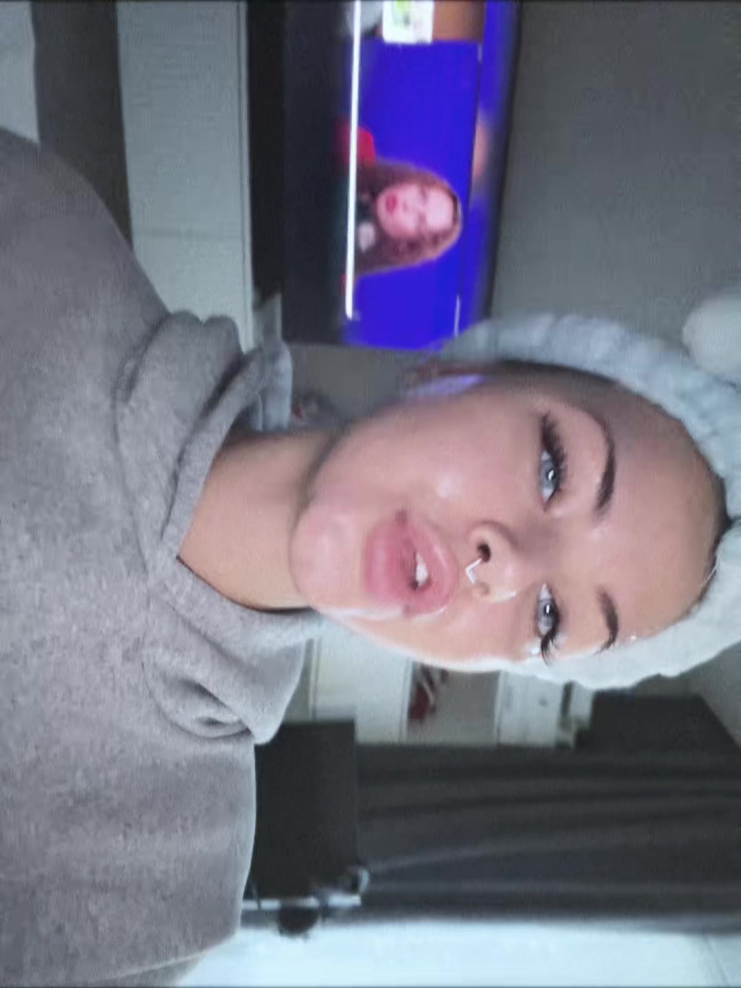 @_.viviixy