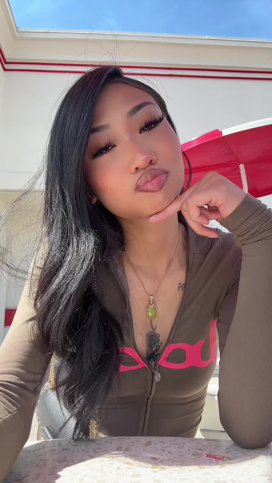 @yk kina