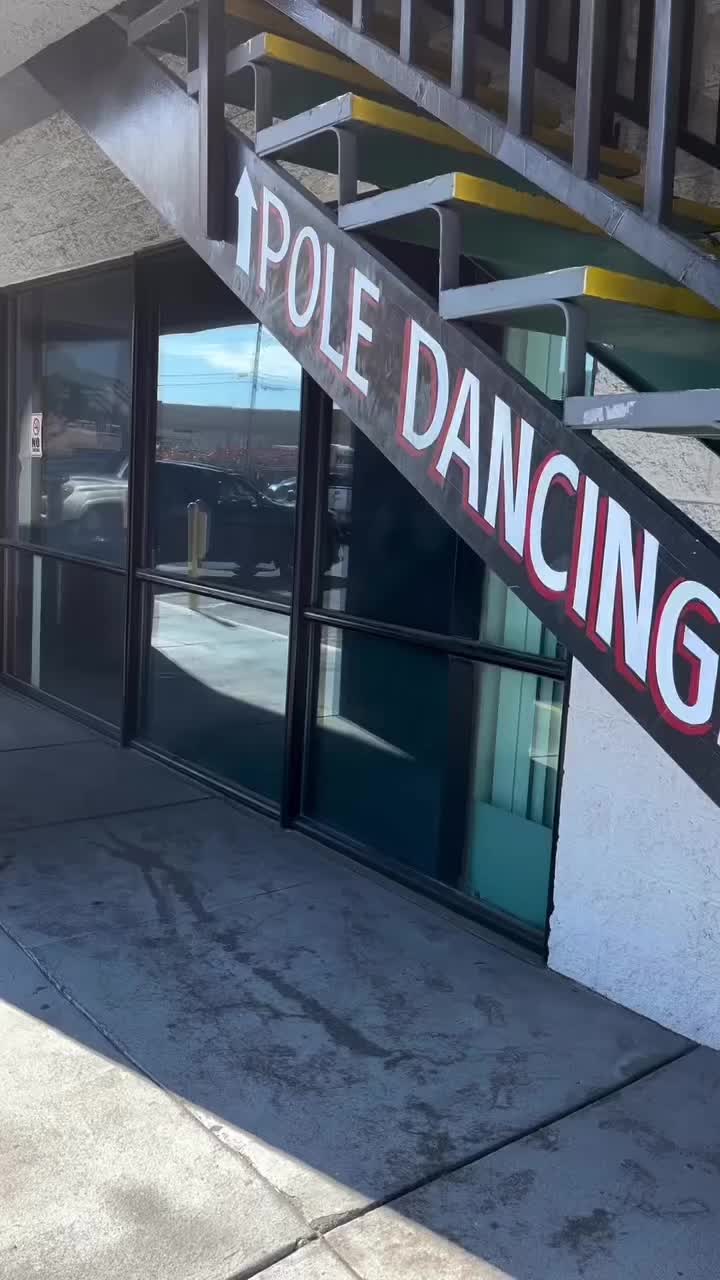 @polefitnessstudio