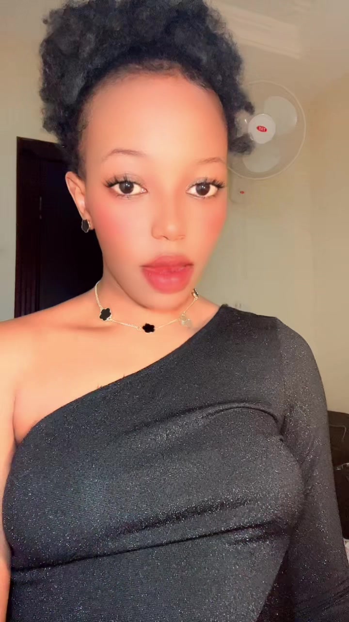 @Dee💕