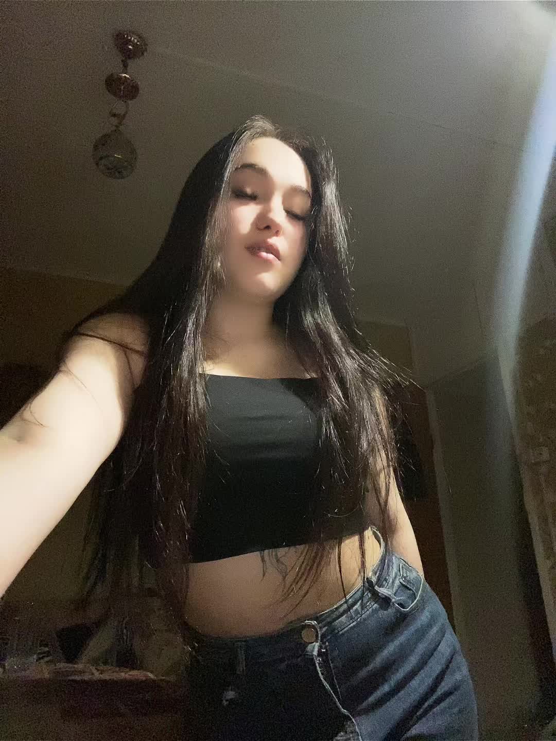 @𝑀𝒶𝓇𝒾𝒶💋