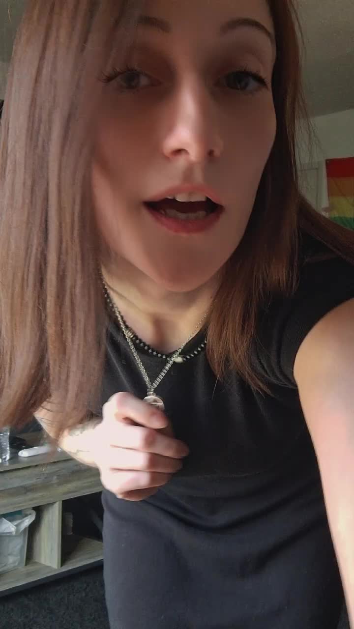 @Wrong_Bitch😈