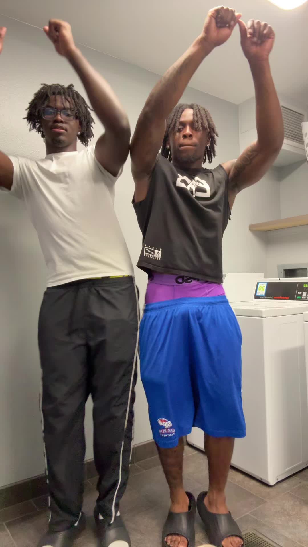 @J5🚶🏽♂️