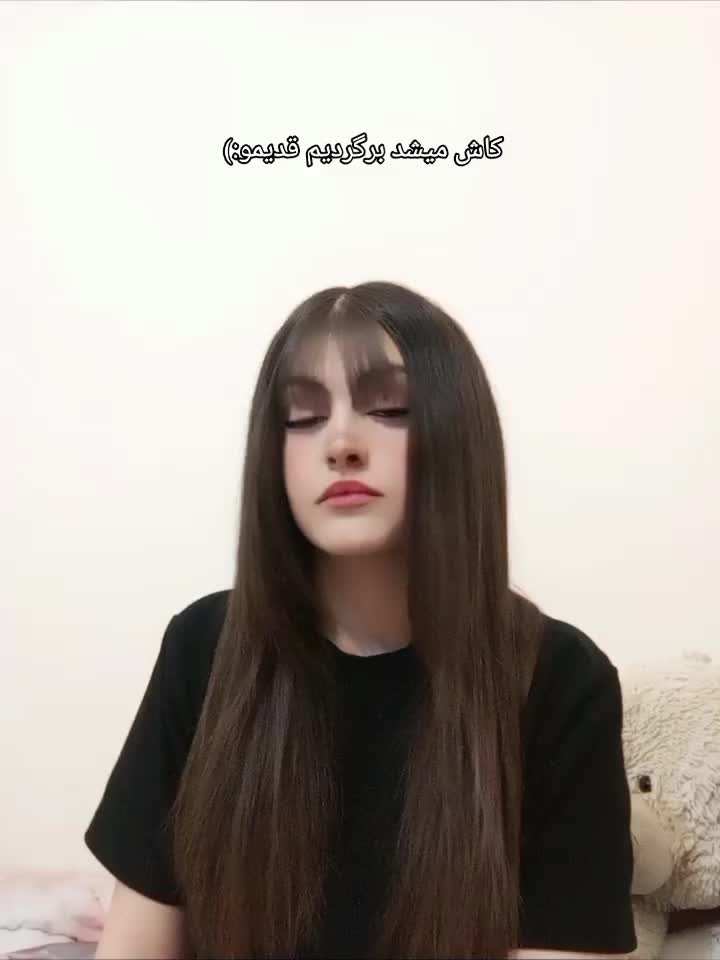 @theselenaw