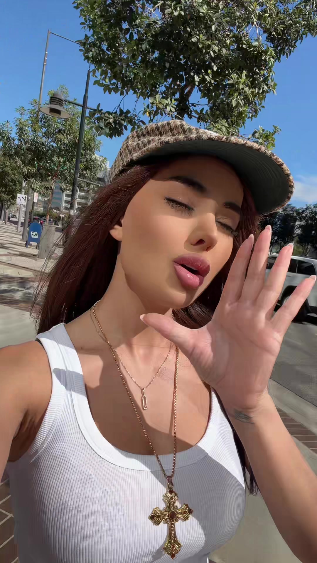 @M A G A