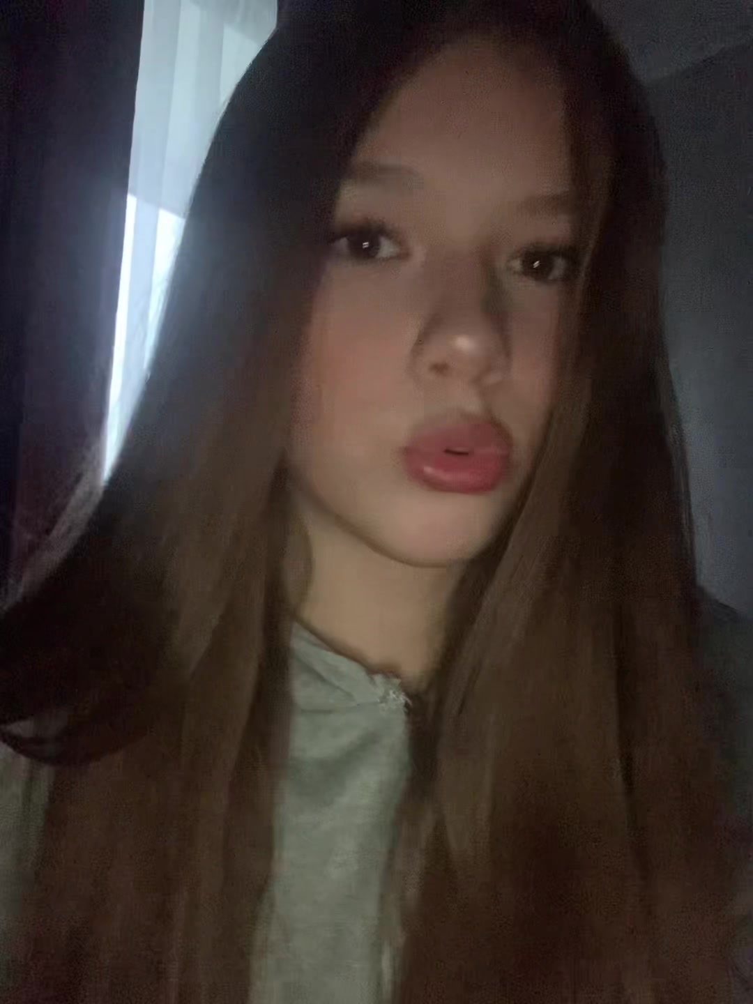 @вика