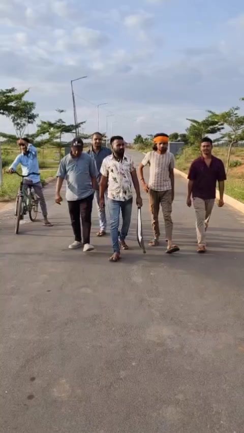@shroffakhilesh