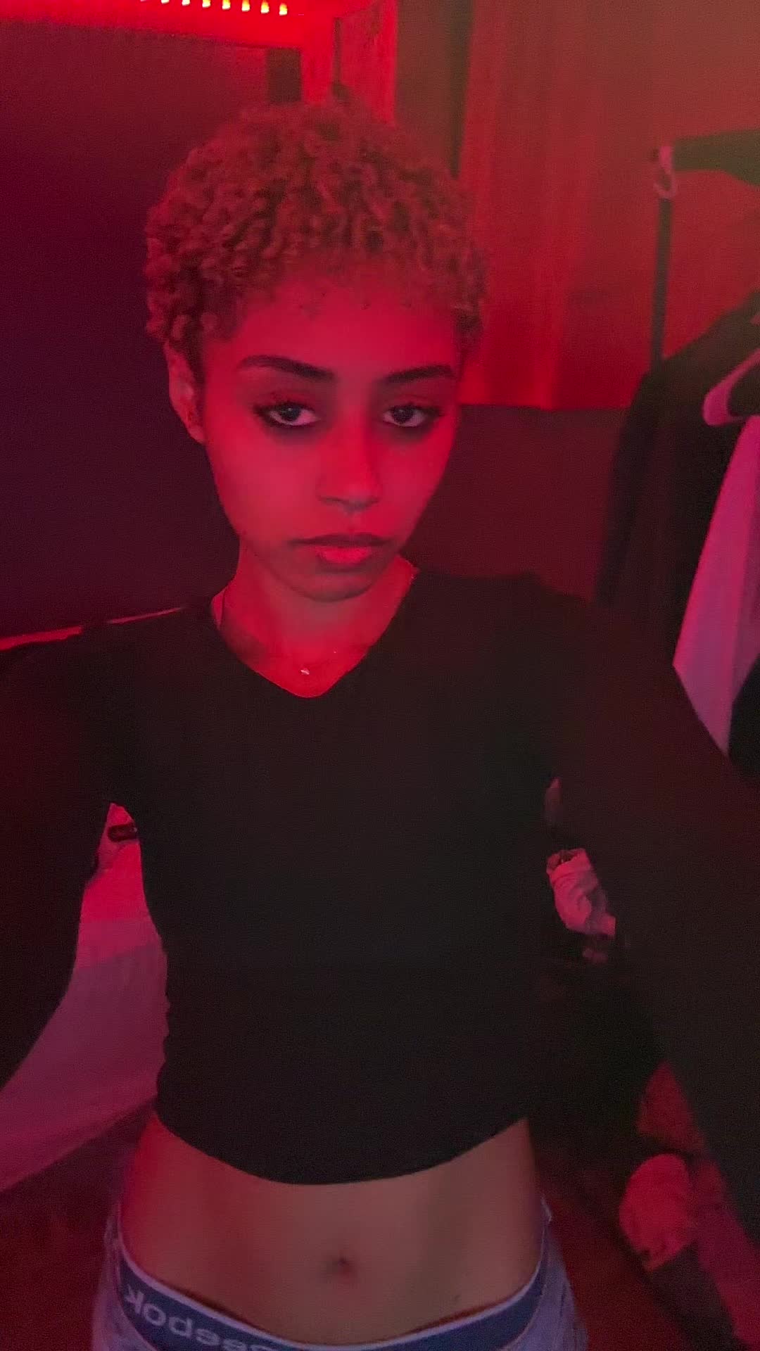 @destinlooza