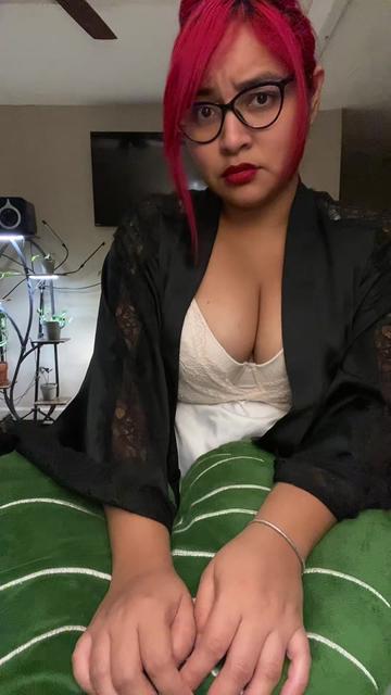 @La_rojita_🍒🤓