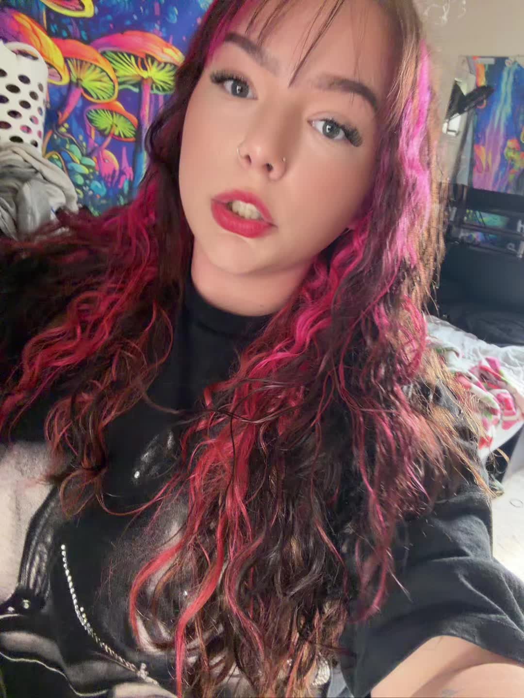 @️