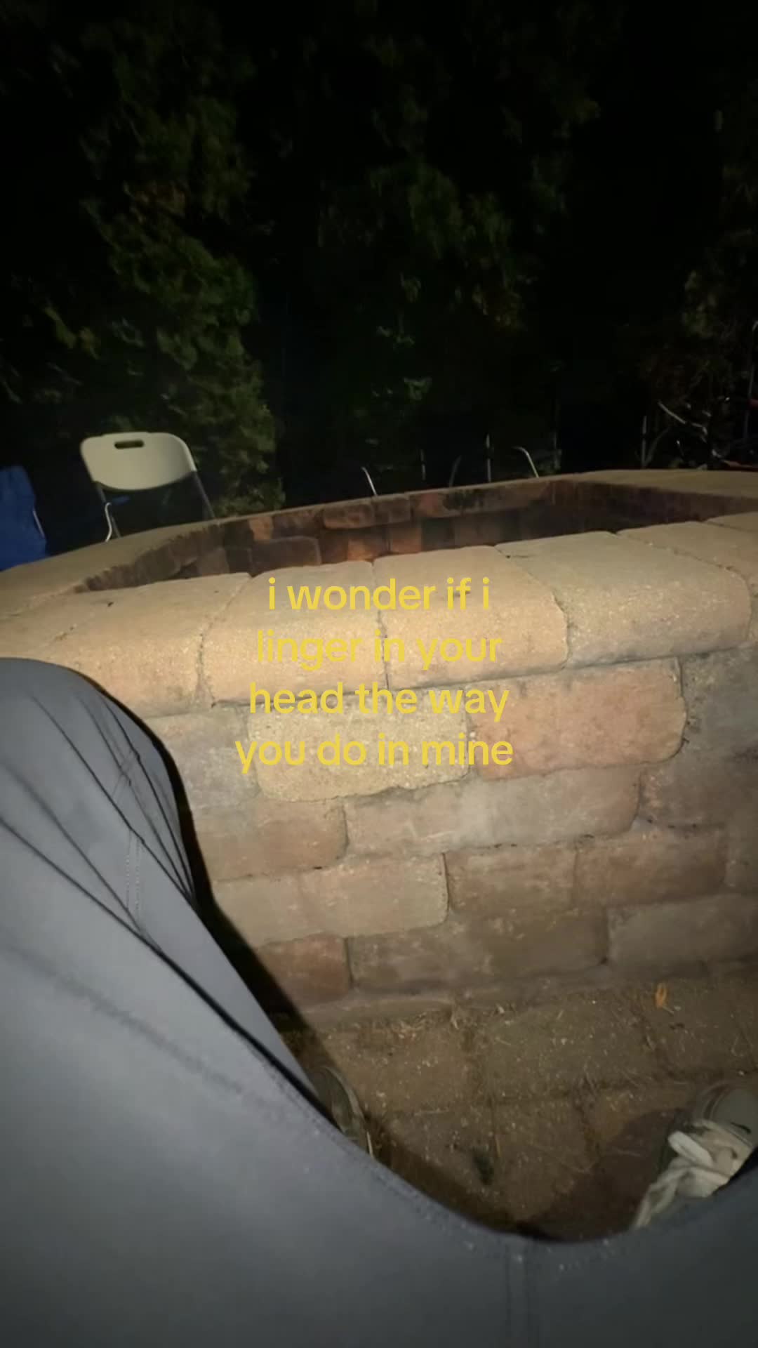 @🫂