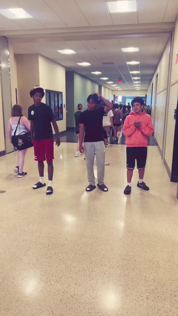 @6’4 character