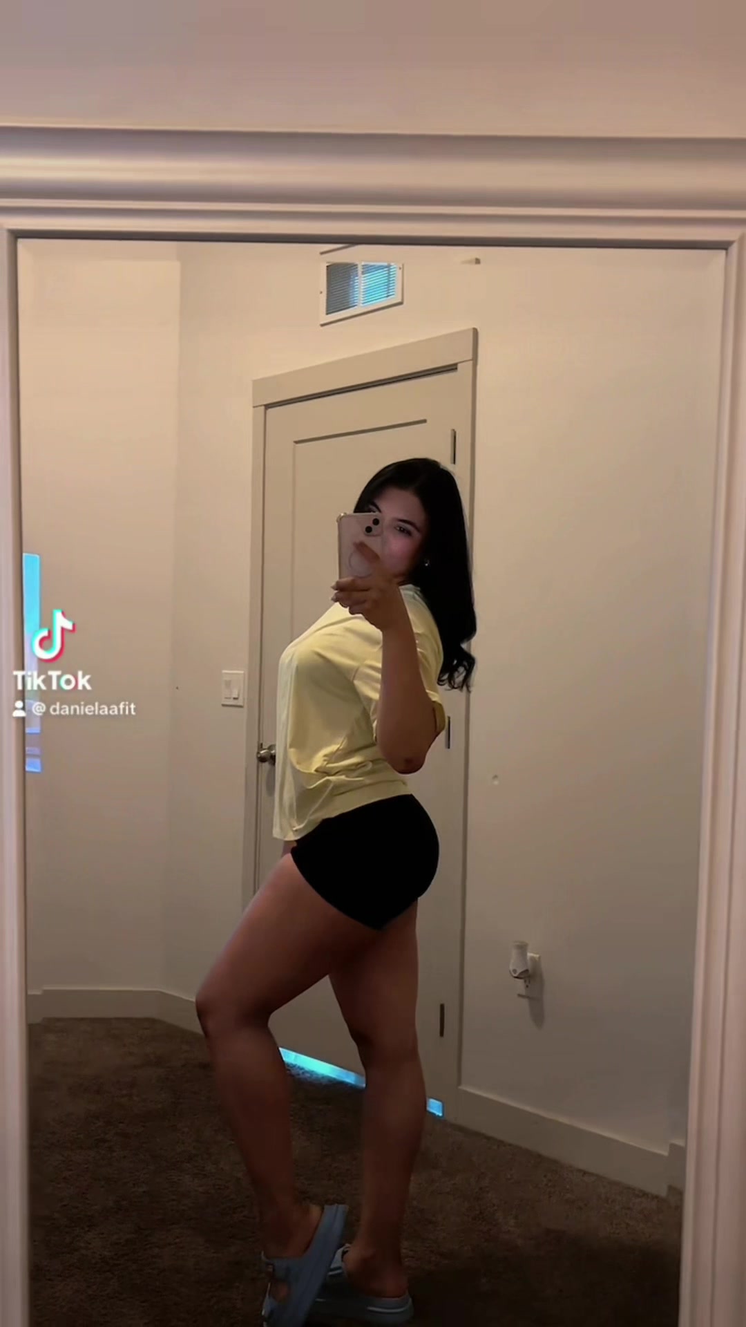 @Laura Daniela