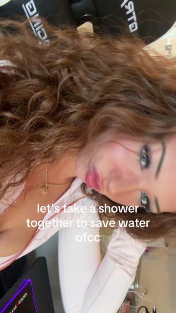 @lilredgenny