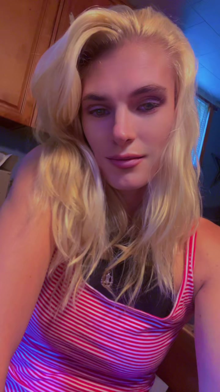 @Sexy Lexy 32