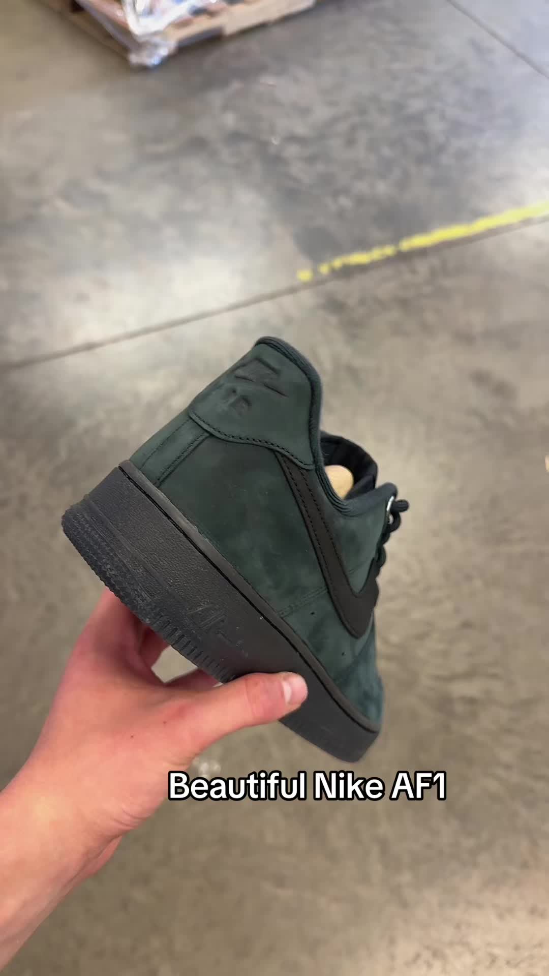 @VERIFIED SNEAKER DEALS