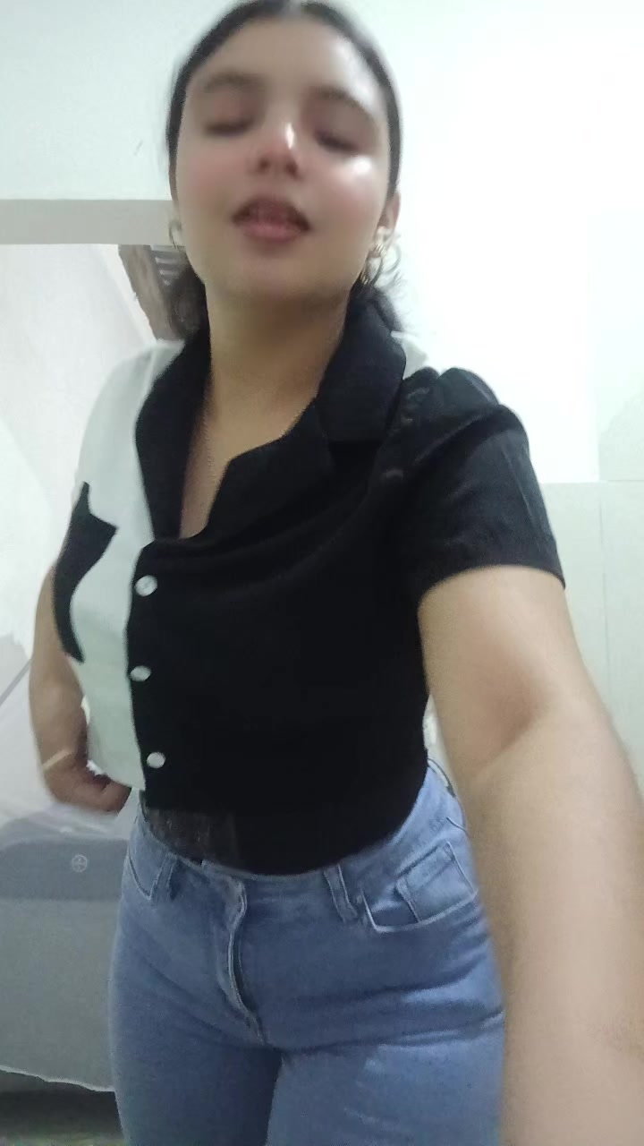 @Julissatorres82