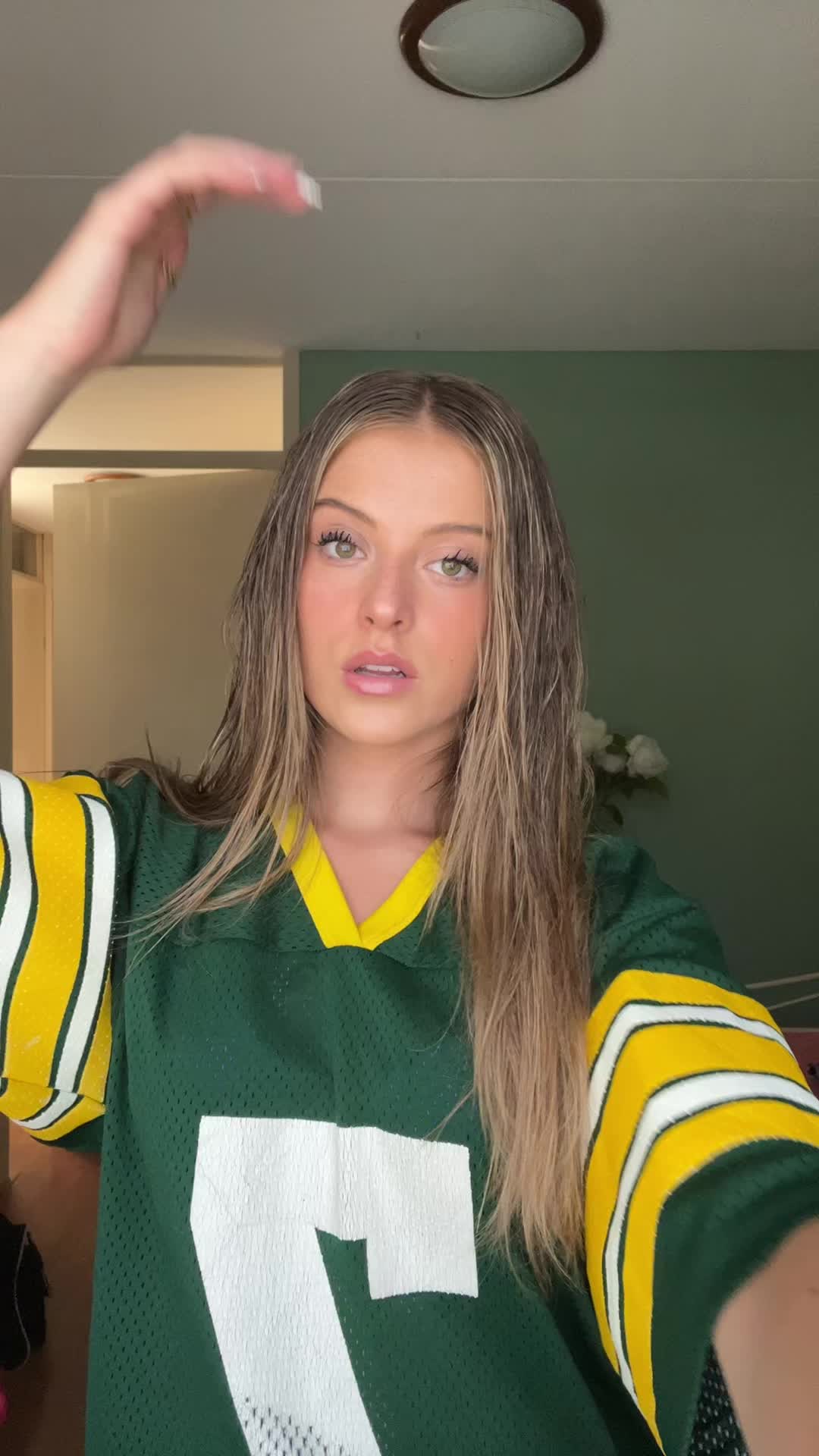@𝐓𝐞𝐬𝐬𝐚