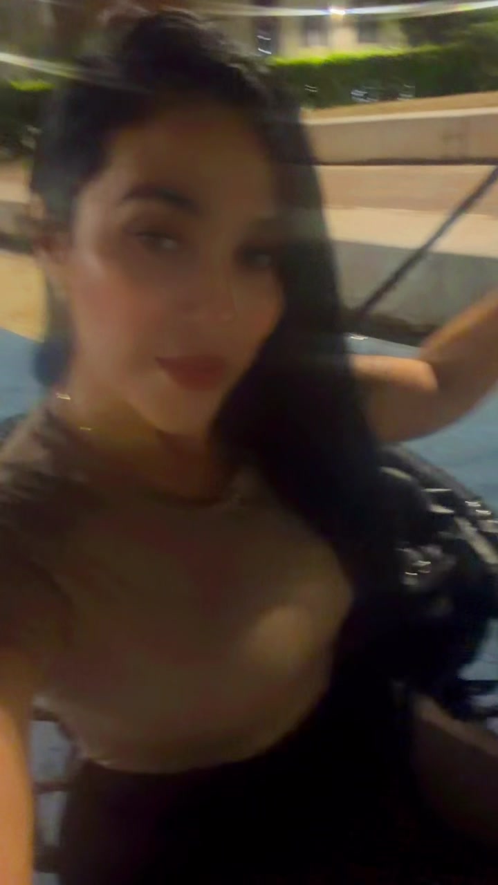 @Sarahblack