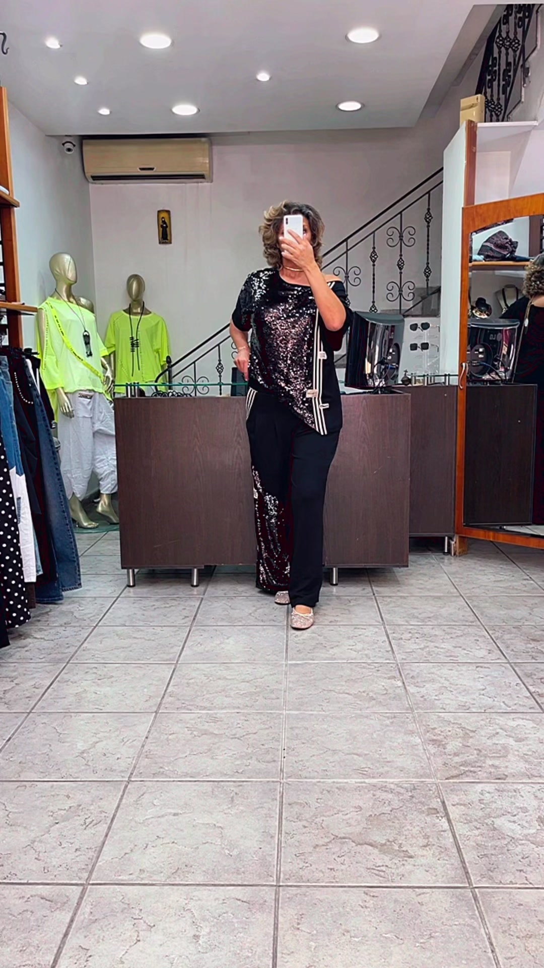 @Boutique Bizarre