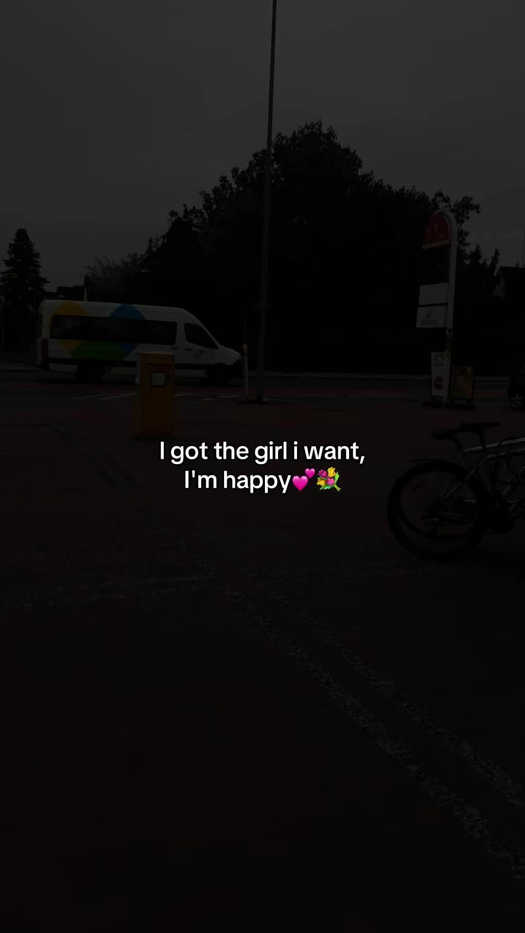 @8xw