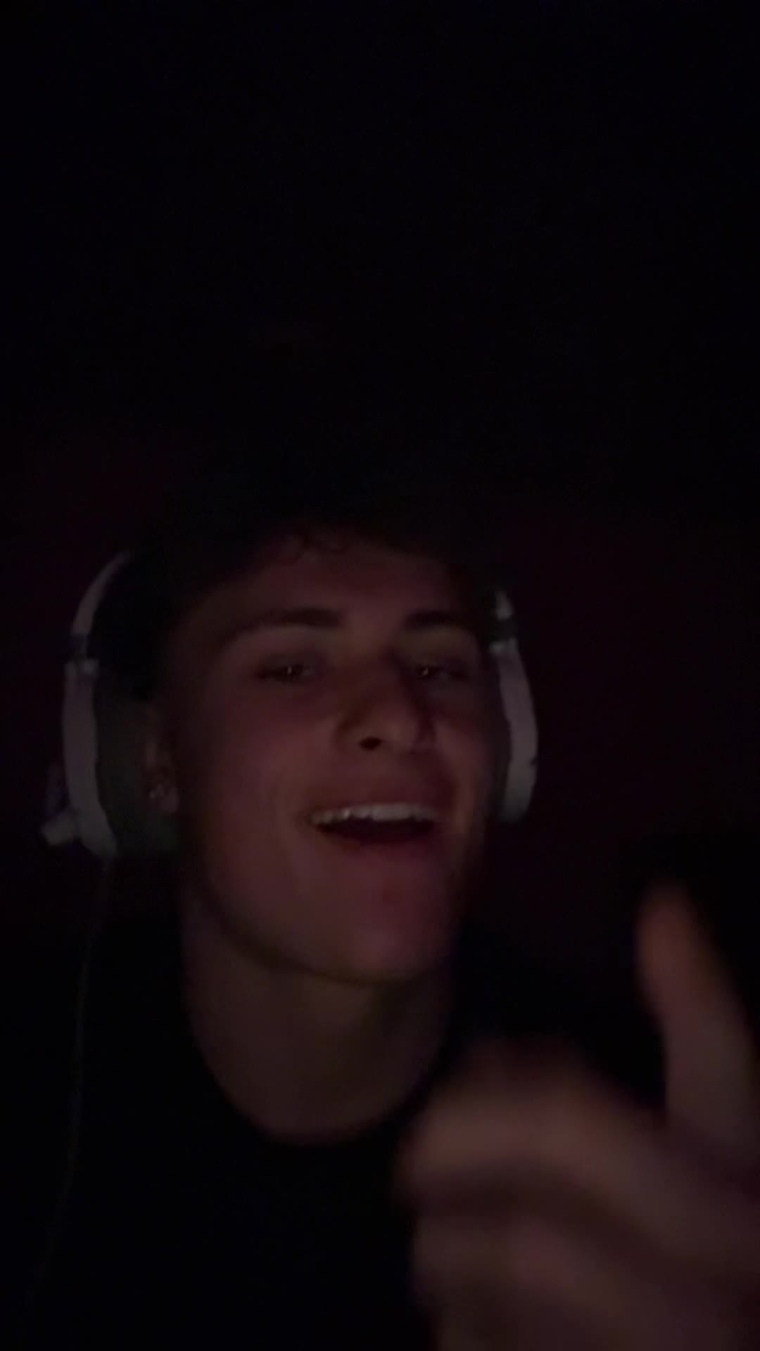 @j