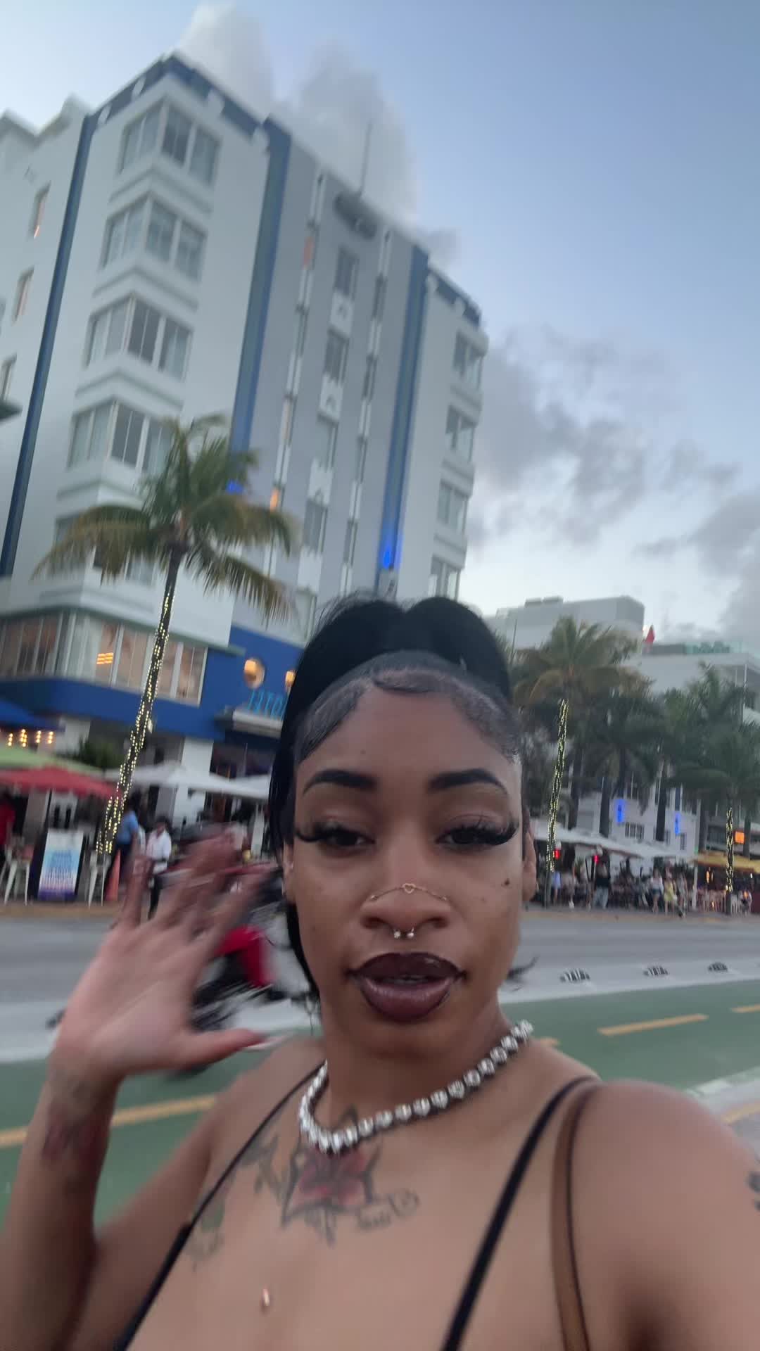 @SweetsKaye