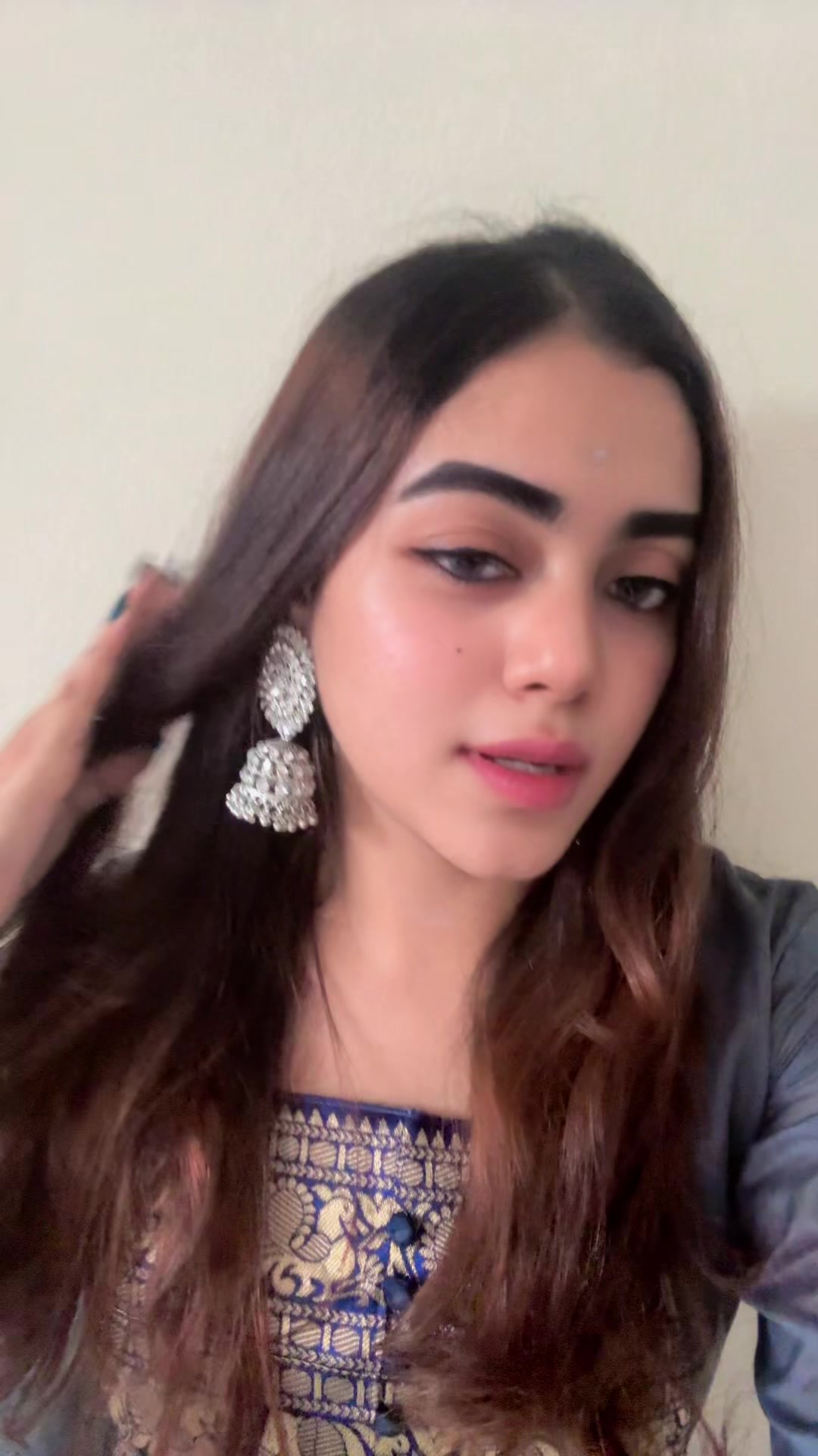 @Vishalini Devi🦋🕊️