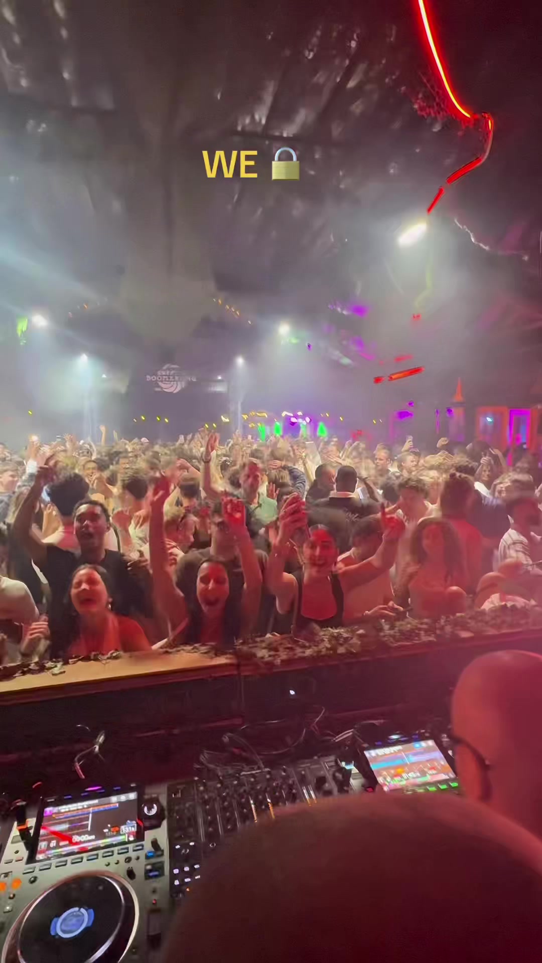 @DJ BILLY THE KIT