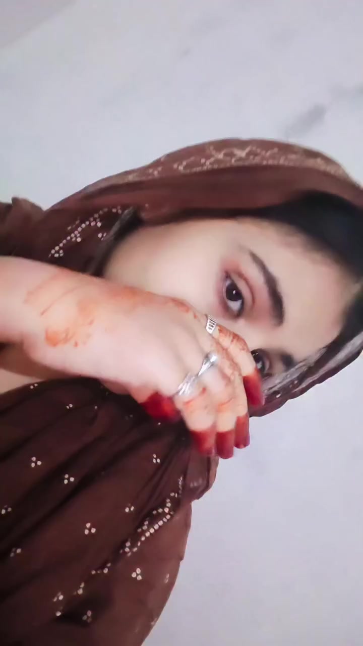 @Ayesha Khan