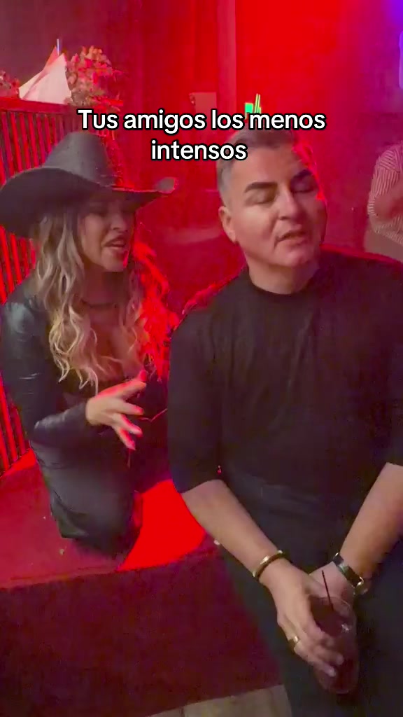 @alejandrasuarez_radio