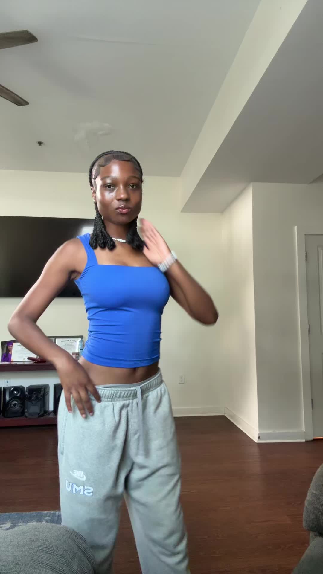 @bkbkayybk