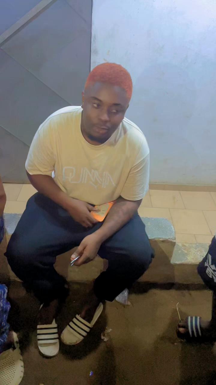 @ESCOBA EL