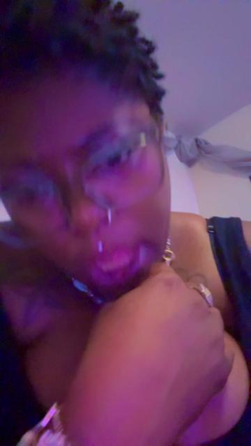 @Thii Brownskiin