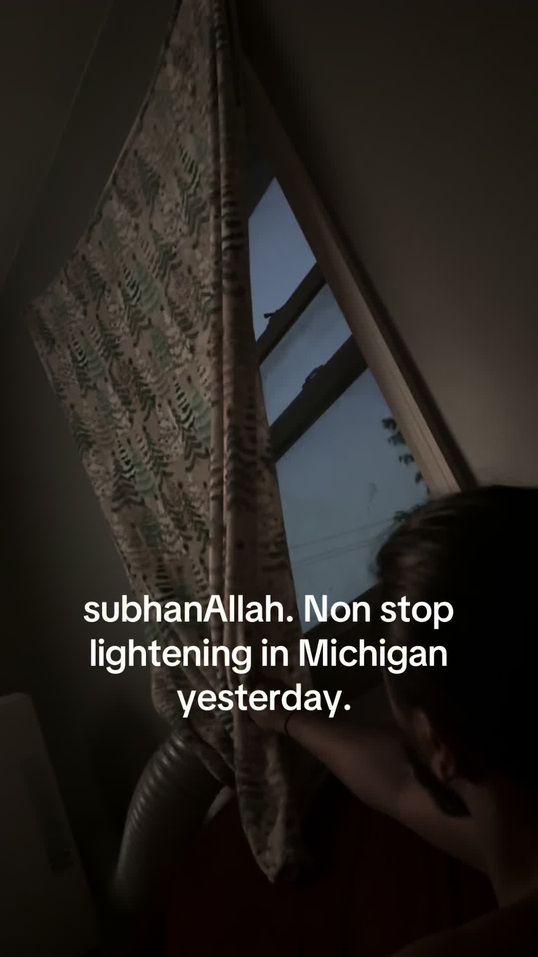@Ayah Papaya 🌙