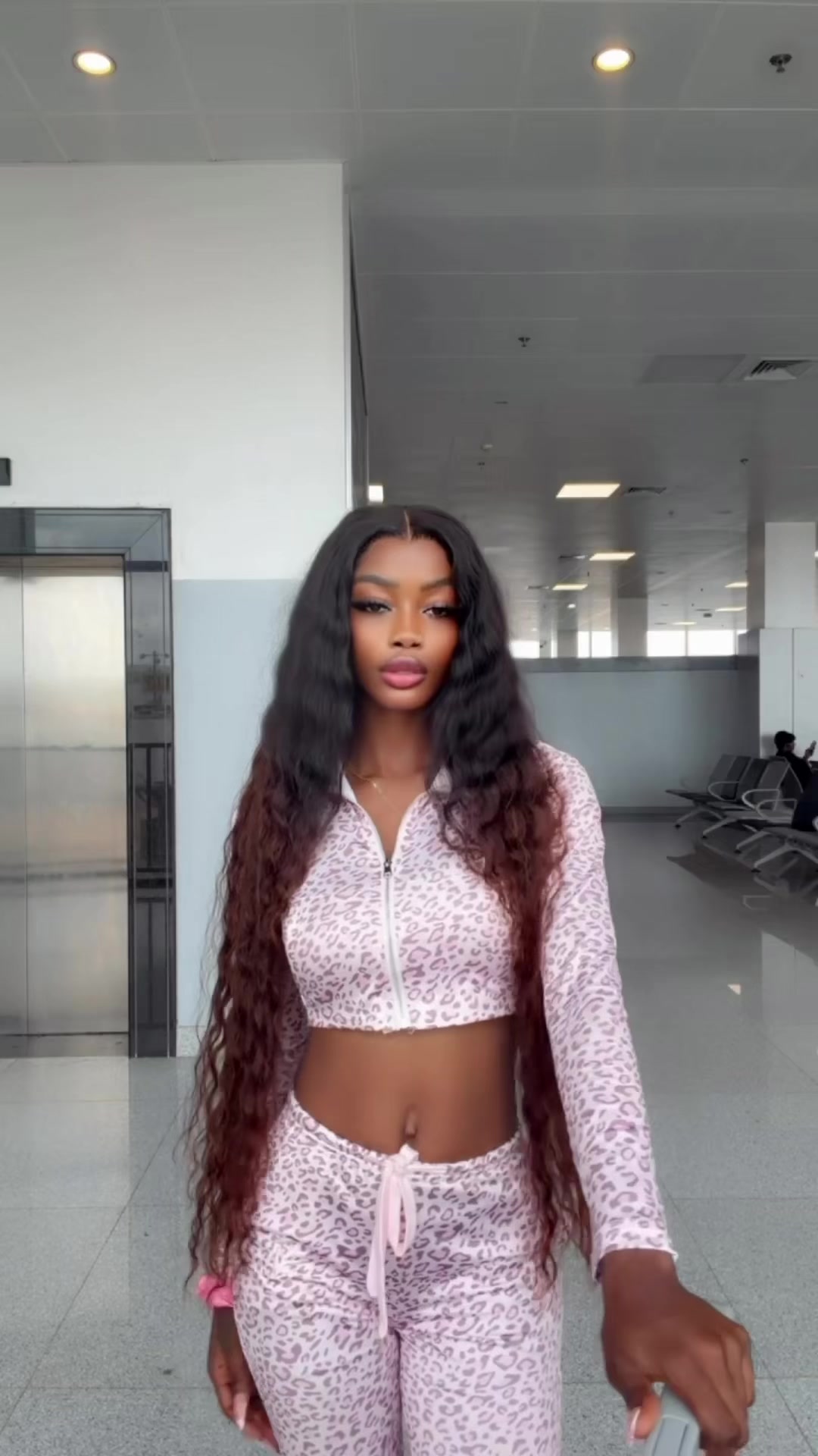 @t.xx714